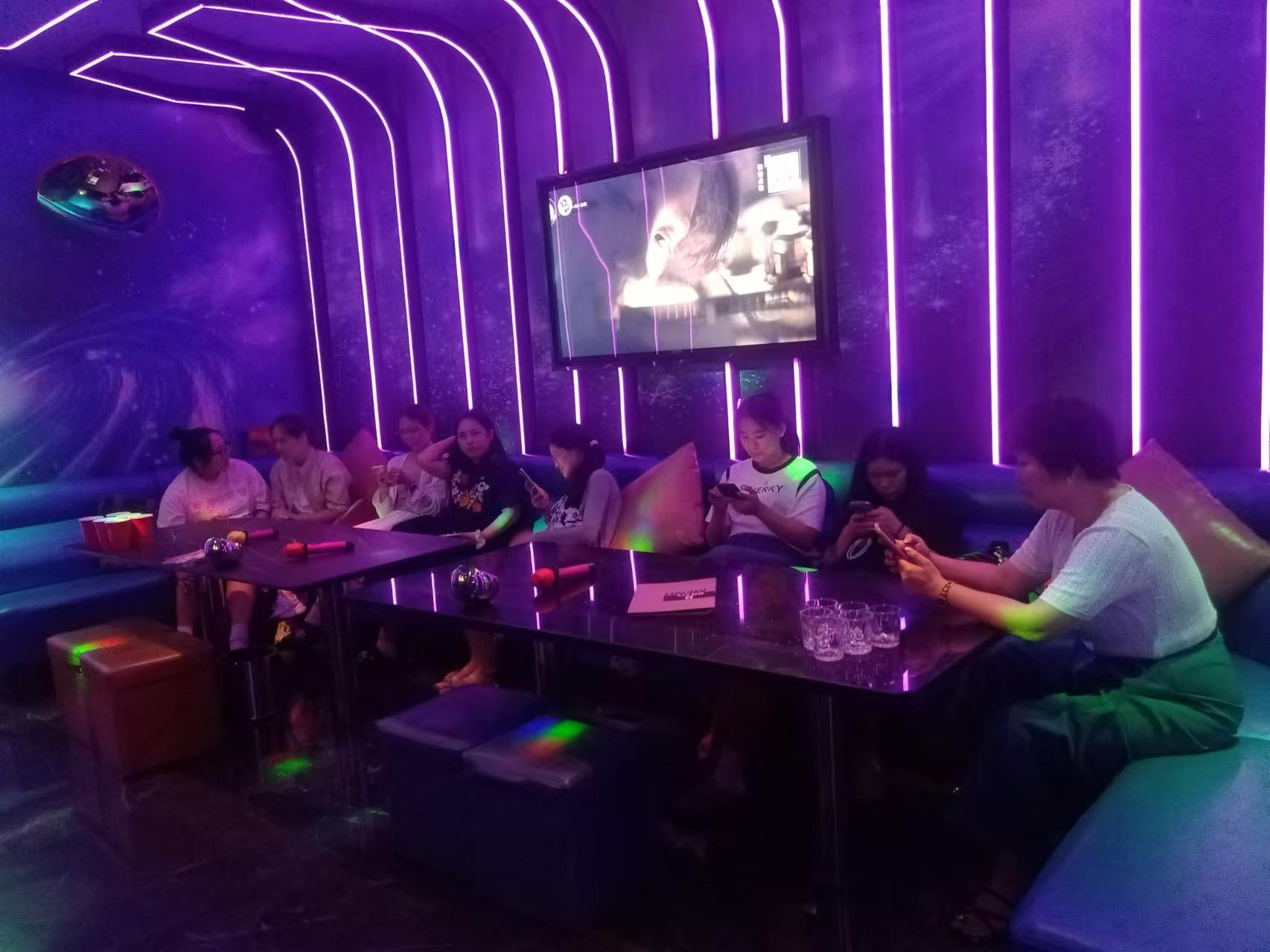 Yumisteel Sales Team Blends Work & Fun in Networking Event