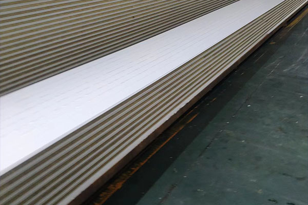 What's The Difference Between Sandwich Panels And Insulated Metal Panels?