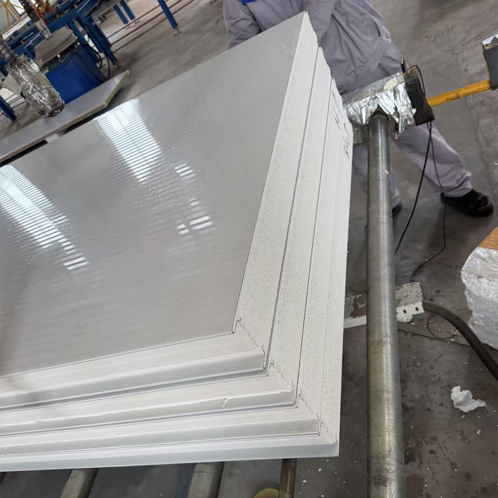 Fire-Performant PU Sandwich Panels for Building Cladding 
