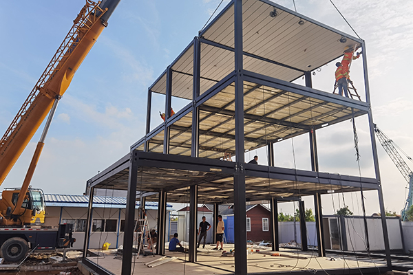 A Comprehensive Guide to Selecting Sandwich Panels for Prefab Homes