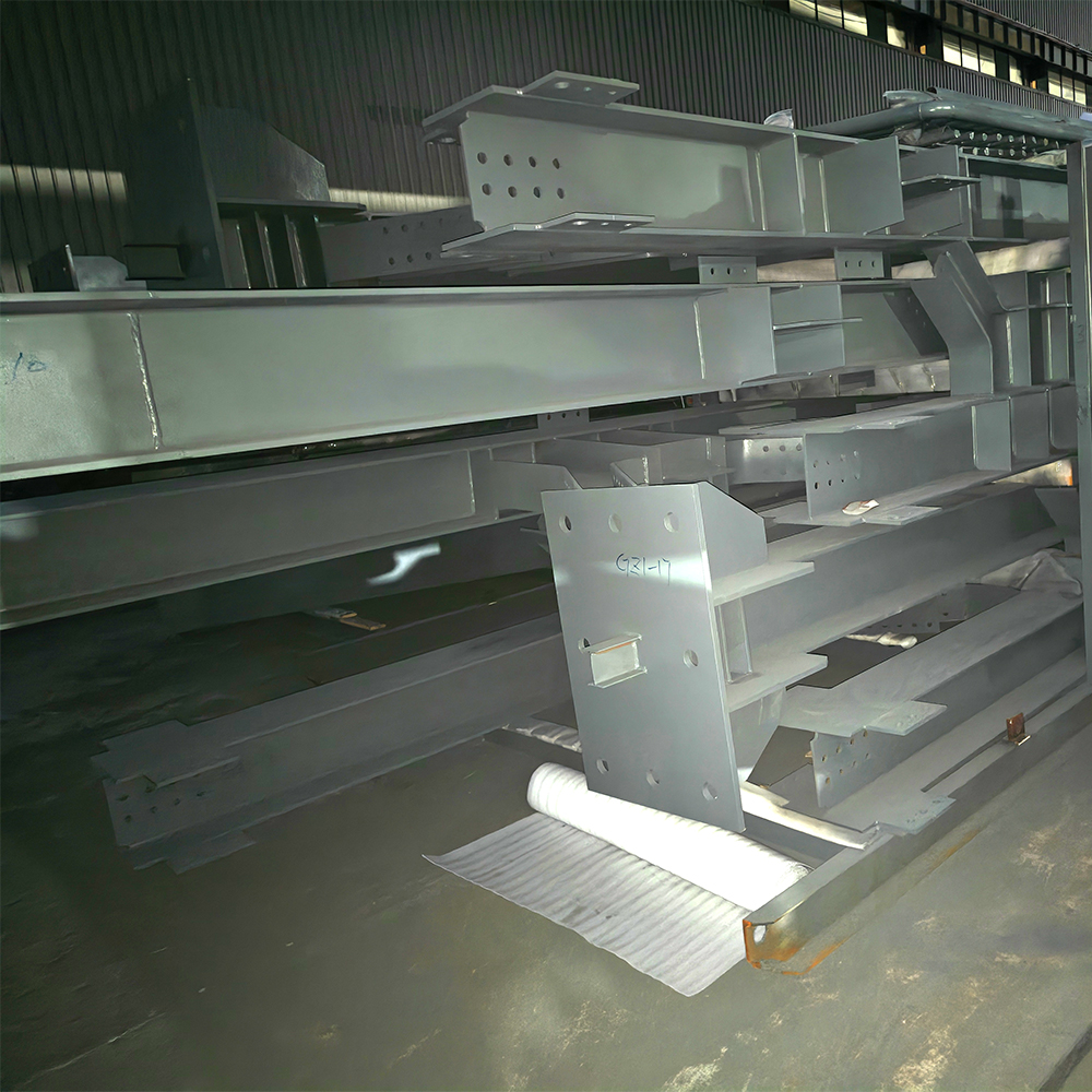 Load-Bearing Steel Plate Girders for Long-Span Roofs